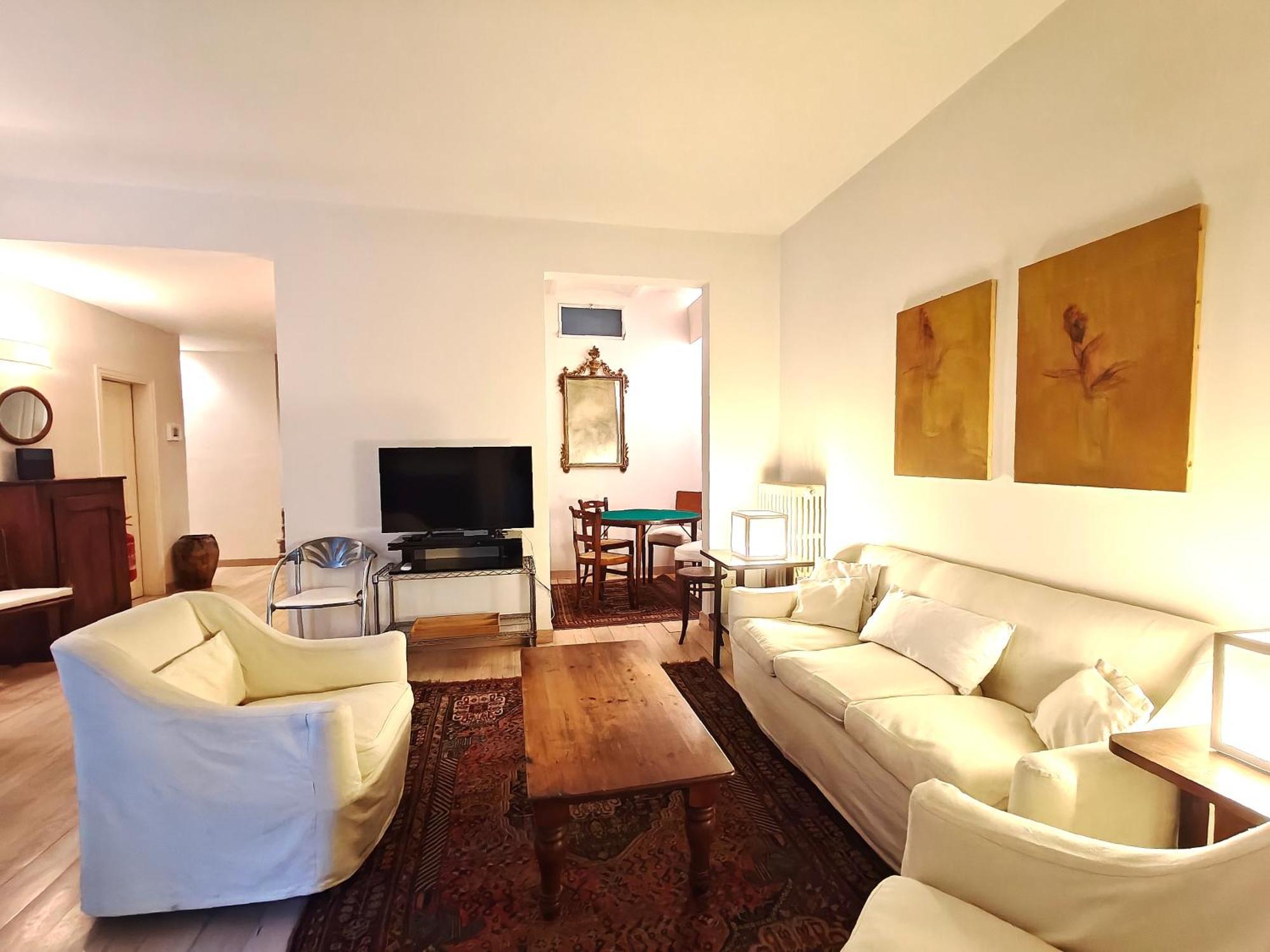 Apartamento Mazzini Charming Getaway With Courtyard Florencia